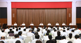 李强：着力办好中国国际进口博览会